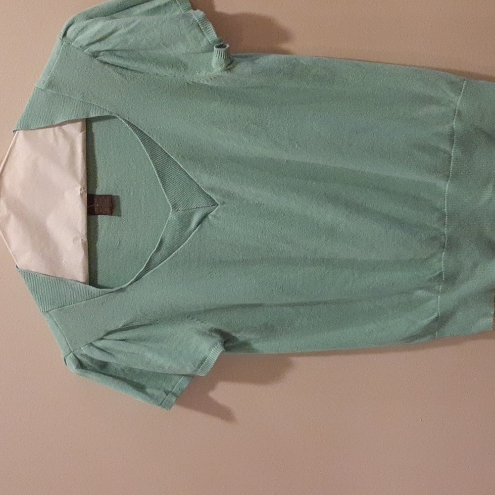 Women's sweater